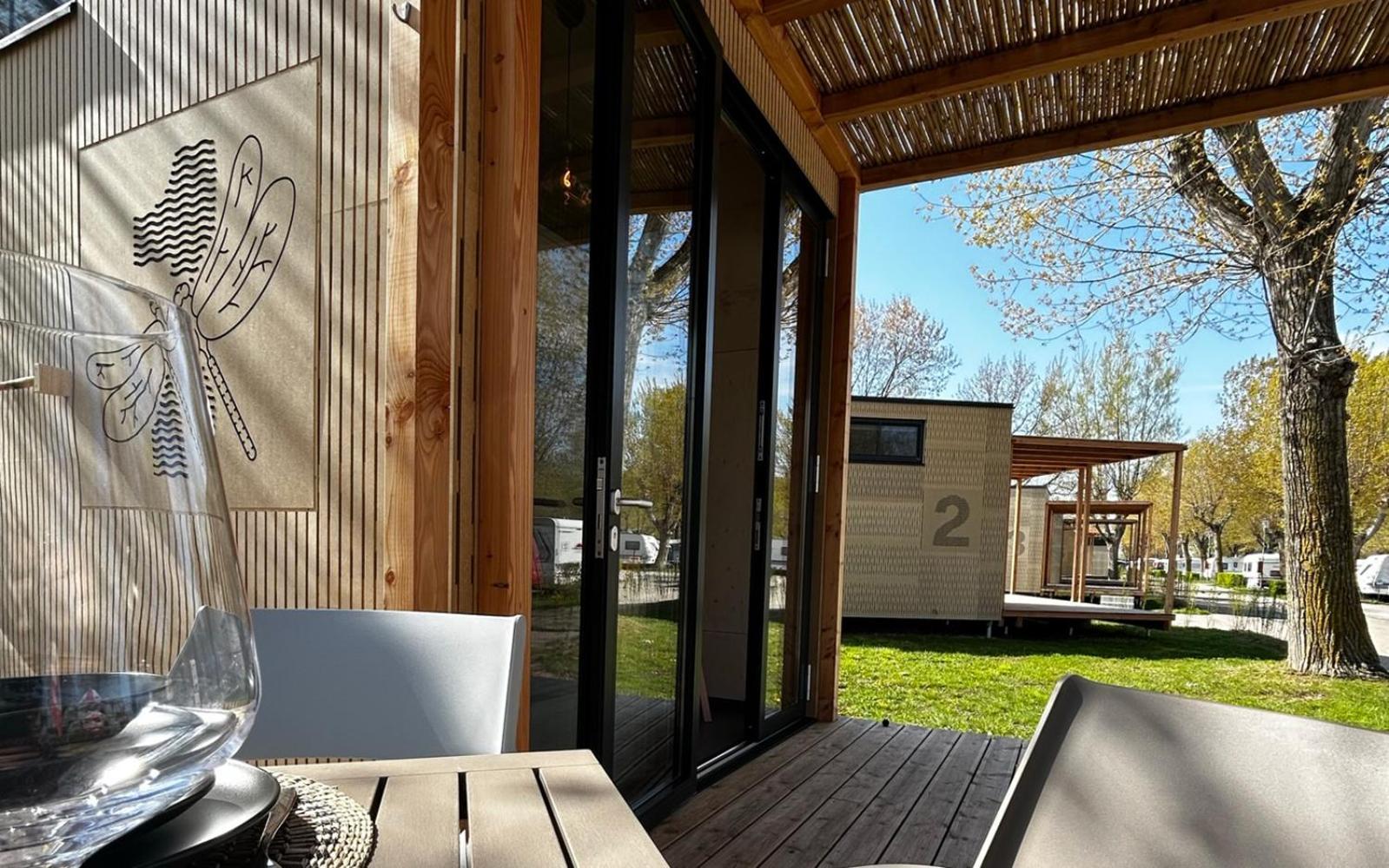 פודרסדורף אם סי Mobile Homes Direkt Am Strand Des Neusiedler Sees מראה חיצוני תמונה